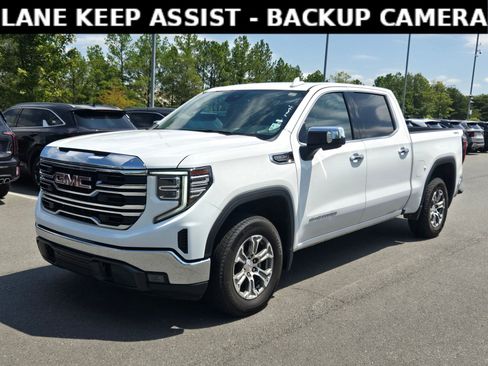 Used 2024 GMC Sierra 1500 SLT image 3