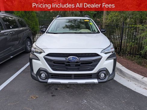 Used 2025 Subaru Outback Limited w/ Popular Package #2 AWD/4WD image 2