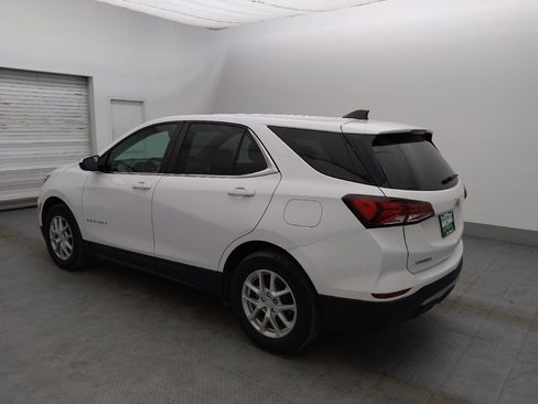 Used 2023 Chevrolet Equinox LT w/ Driver Convenience Package FWD image 3