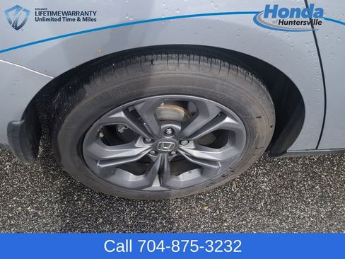 Used 2023 Honda Accord EX image 10