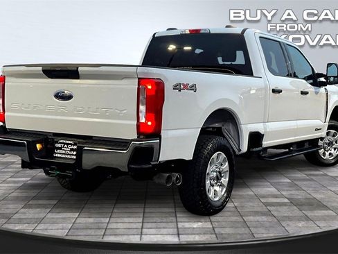 Used 2024 Ford F250 XLT image 13