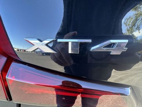 Certified 2024 Cadillac XT4 Luxury image 33