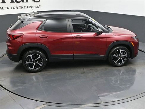 Used 2023 Chevrolet TrailBlazer RS w/ Convenience Package image 38