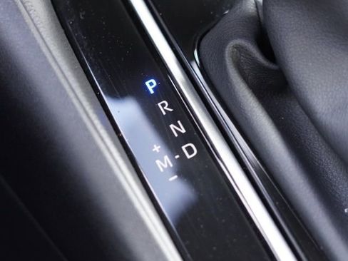 Certified 2025 Toyota Corolla XSE image 31