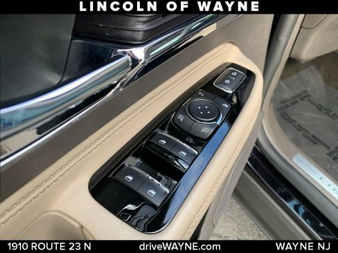 Certified 2022 Lincoln Corsair AWD w/ Premium Package image 14