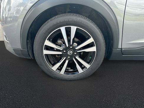 Used 2019 Nissan Kicks SV w/ Interior Electronics Package image 34