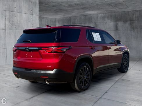 Used 2023 Chevrolet Traverse RS FWD image 5