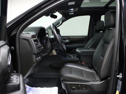 Used 2023 Chevrolet Tahoe High Country w/ Advanced Technology Package image 12