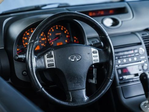 Used 2004 INFINITI G35 Coupe w/ Premium Pkg image 6