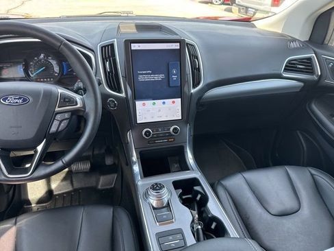 Certified 2021 Ford Edge Titanium w/ Class II Trailer Tow Package AWD/4WD image 20