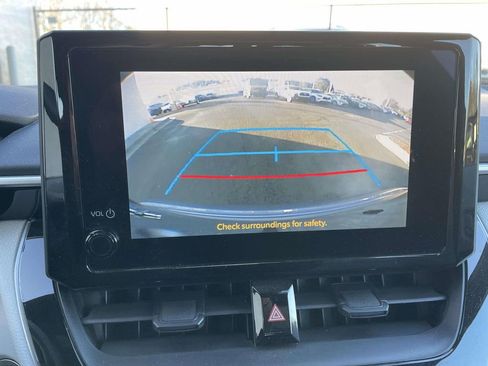 Used 2024 Toyota Corolla SE image 39