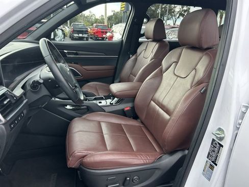 Used 2023 Kia Telluride SX image 14