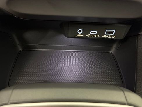 Certified 2025 Subaru Crosstrek 2.0i Premium image 25