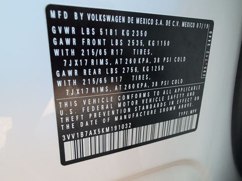 Used 2019 Volkswagen Tiguan S w/ Driver Assistance Package FWD image 32