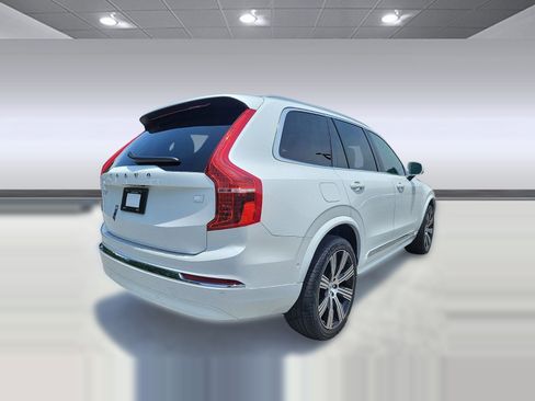 New 2024 Volvo XC90 T8 Ultimate w/ Protection Package Premier image 8