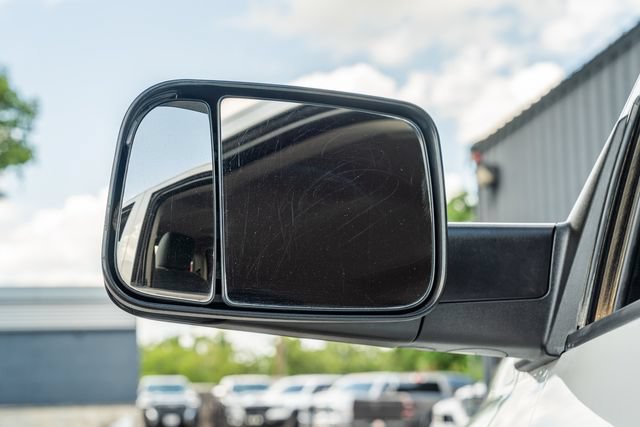 Used 2018 RAM 2500 Tradesman w/ Chrome Appearance Group AWD/4WD image 11