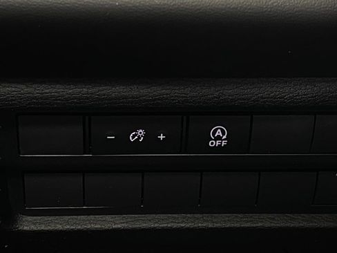 New 2026 Mitsubishi Outlander LE AWD/4WD image 13