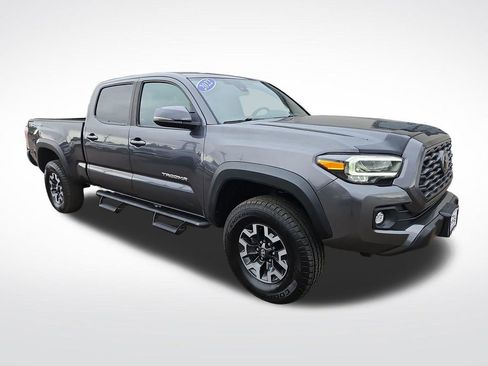 Used 2022 Toyota Tacoma TRD Off-Road w/ Technology Package AWD/4WD image 7