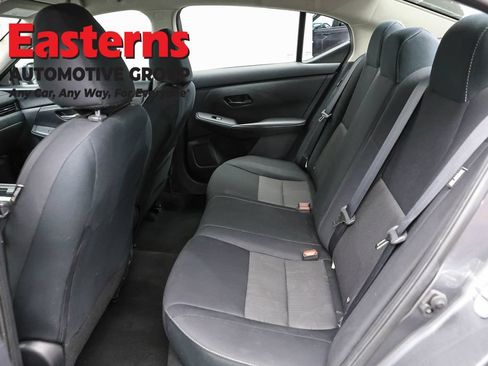 Used 2024 Nissan Sentra SV FWD image 21