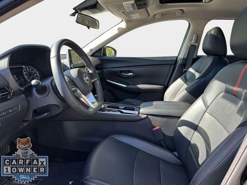 Used 2024 Nissan Sentra SR w/ SR Premium Package FWD image 19