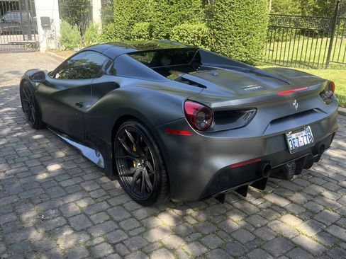 Used 2018 Ferrari 488 Spider RWD image 26