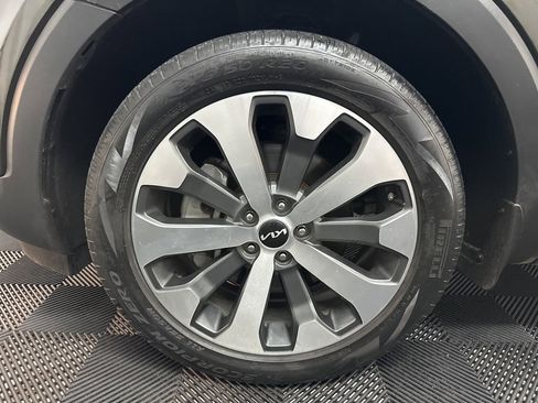 Used 2022 Kia Telluride S image 39