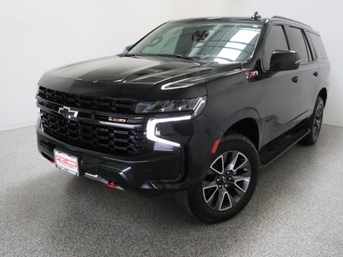 Used 2024 Chevrolet Tahoe Z71 w/ Z71 Off-Road Package AWD/4WD image 2