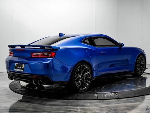 Used 2018 Chevrolet Camaro ZL1 image 13