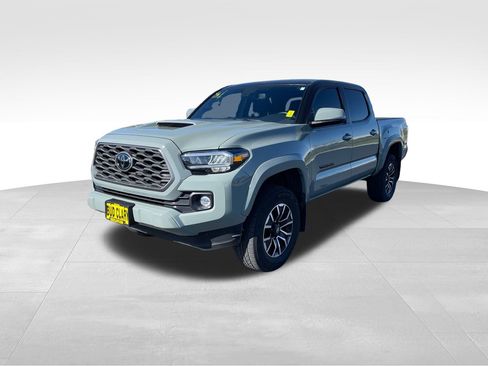 Certified 2023 Toyota Tacoma TRD Sport w/ Black Out Package (TMS) image 8