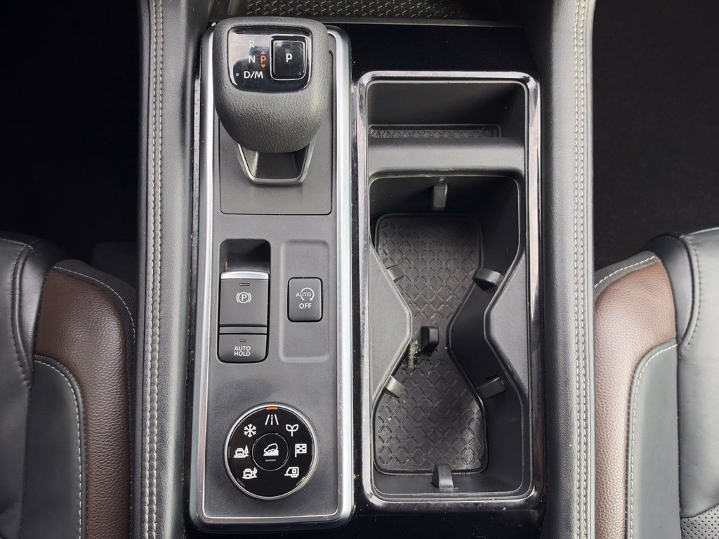 Used 2023 Nissan Pathfinder Platinum AWD/4WD image 29