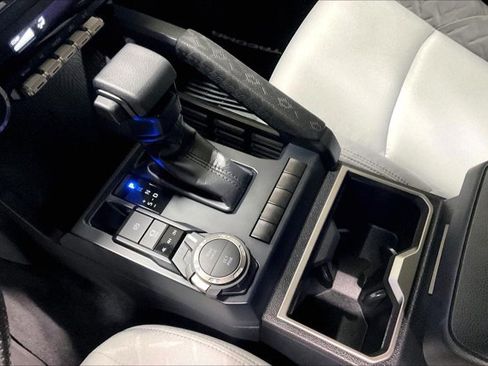 Certified 2024 Toyota Tacoma SR5 image 17