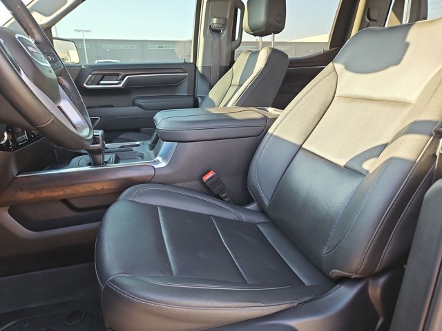 Used 2025 GMC Sierra 1500 SLT AWD/4WD image 17