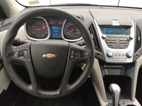 Used 2014 Chevrolet Equinox LS FWD image 22
