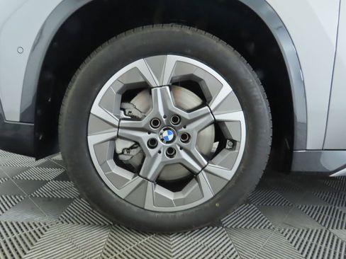 Certified 2025 BMW X1 xDrive28i w/ Premium Package image 32