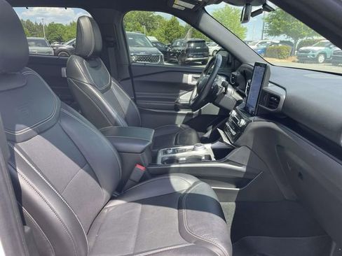 Used 2023 Ford Explorer ST w/ Equipment Group 401A AWD/4WD image 14