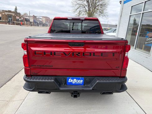 Used 2021 Chevrolet Silverado 1500 LT Trail Boss w/ LT Trail Boss Premium Package AWD/4WD image 4