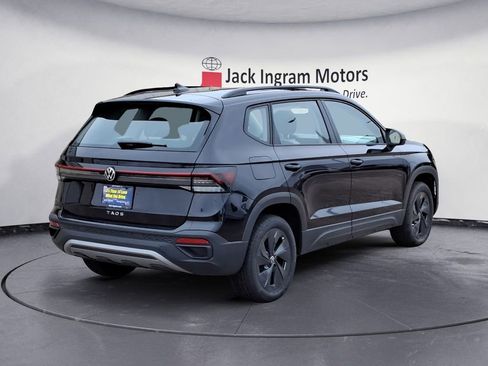 Used 2025 Volkswagen Taos S image 5