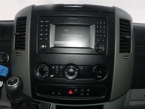 Used 2016 Mercedes-Benz Sprinter 3500 image 31