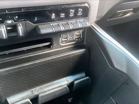 Used 2022 RAM 1500 Big Horn image 16