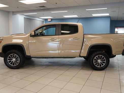 Used 2022 Chevrolet Colorado ZR2 AWD/4WD image 2