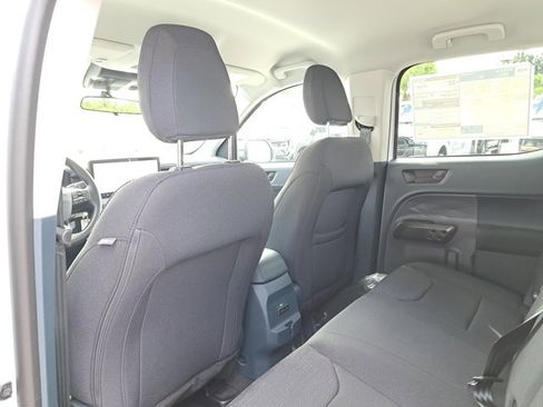 New 2025 Ford Maverick XL image 12