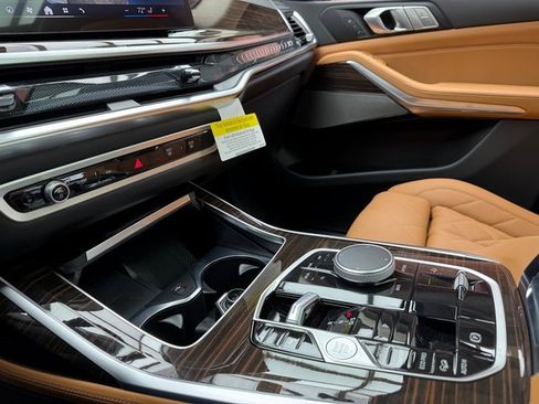 New 2026 BMW X7 xDrive40i image 19