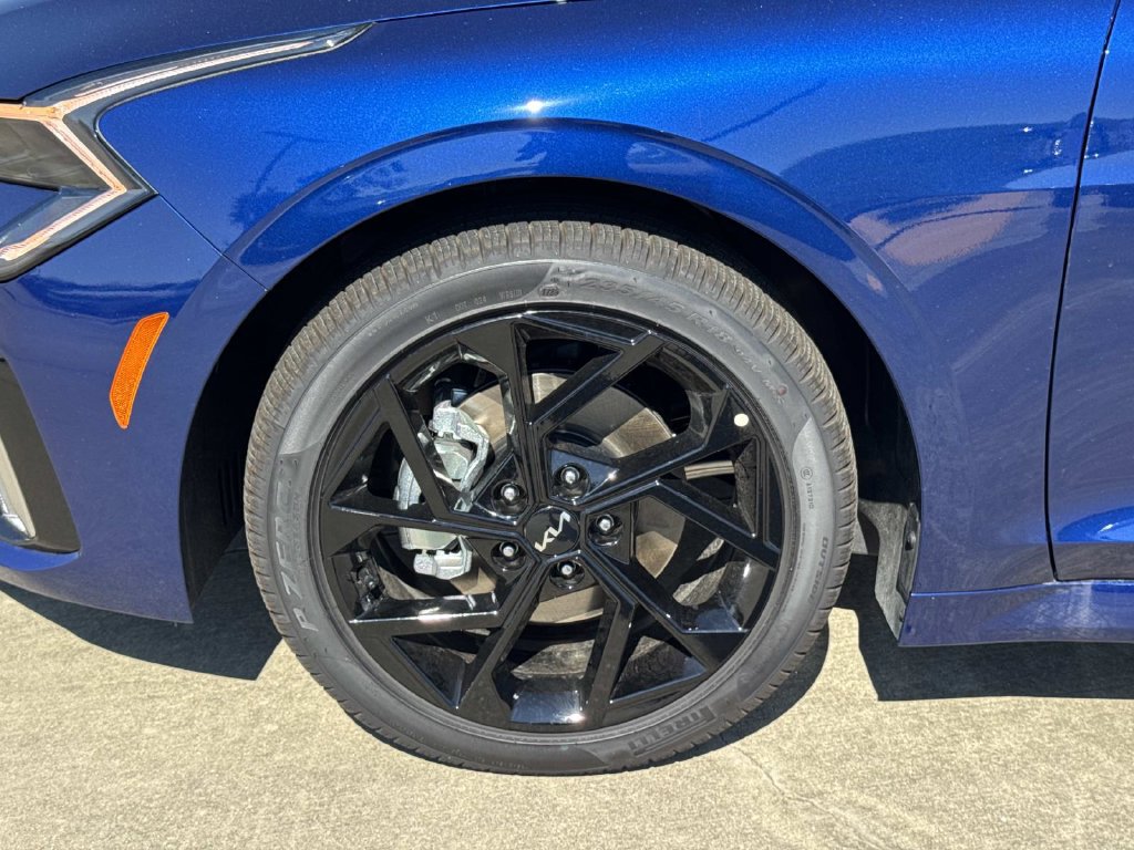 New 2027 Kia K5 GT-Line AWD/4WD image 4