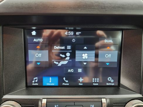 Used 2016 Ford Mustang Shelby GT350 w/ Technology Package RWD image 48
