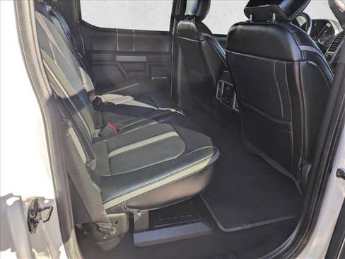 Used 2019 Ford F250 Platinum w/ Platinum Ultimate Package image 18