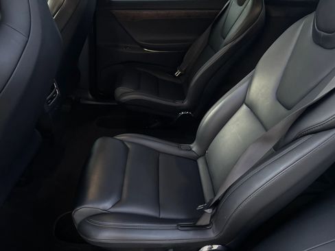 Used 2019 Tesla Model X 100D image 13