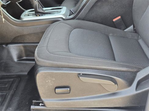 Used 2022 Chevrolet Colorado LT w/ Fleet Safety Package image 22