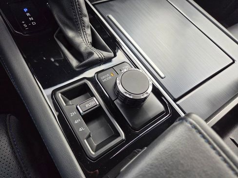 Used 2022 Toyota Tundra Platinum image 22