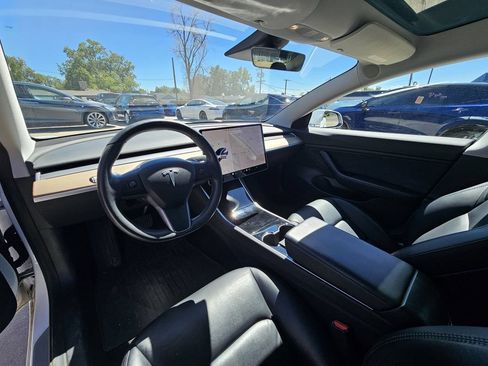 Used 2019 Tesla Model 3 Long Range AWD/4WD image 2