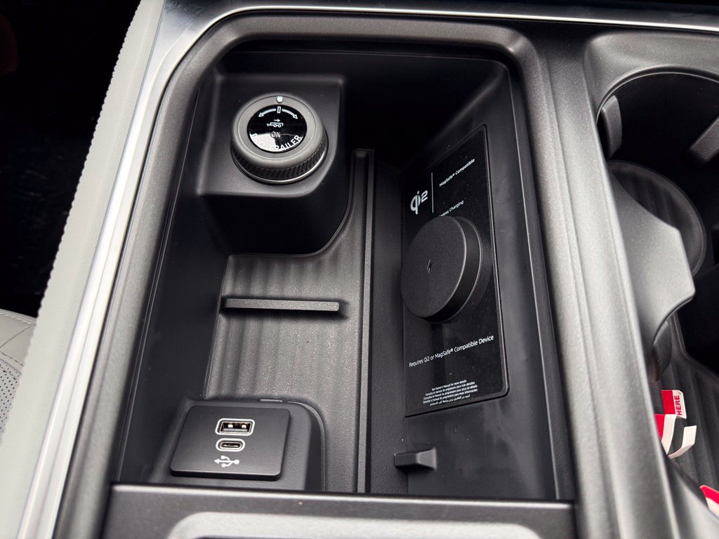 Used 2027 Ford Expedition Platinum RWD image 30